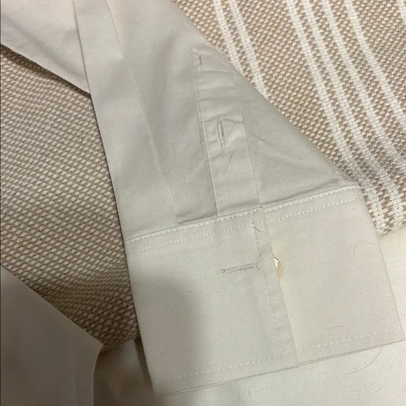 Banana Republic White Oxford Button-Up Shirt - Picture 4 of 5
